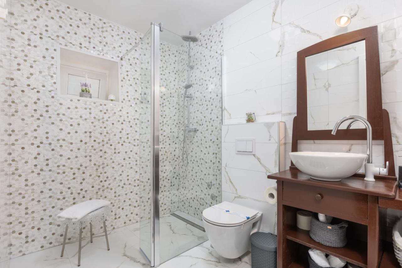 פונאנט Apartments Mikulin Family מראה חיצוני תמונה